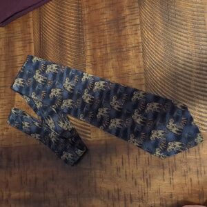 Jimmy V Men's 100% Silk NeckTie Elephants Design